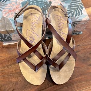 Blowfish Malibu womens Granola-b Flat Sandal Black